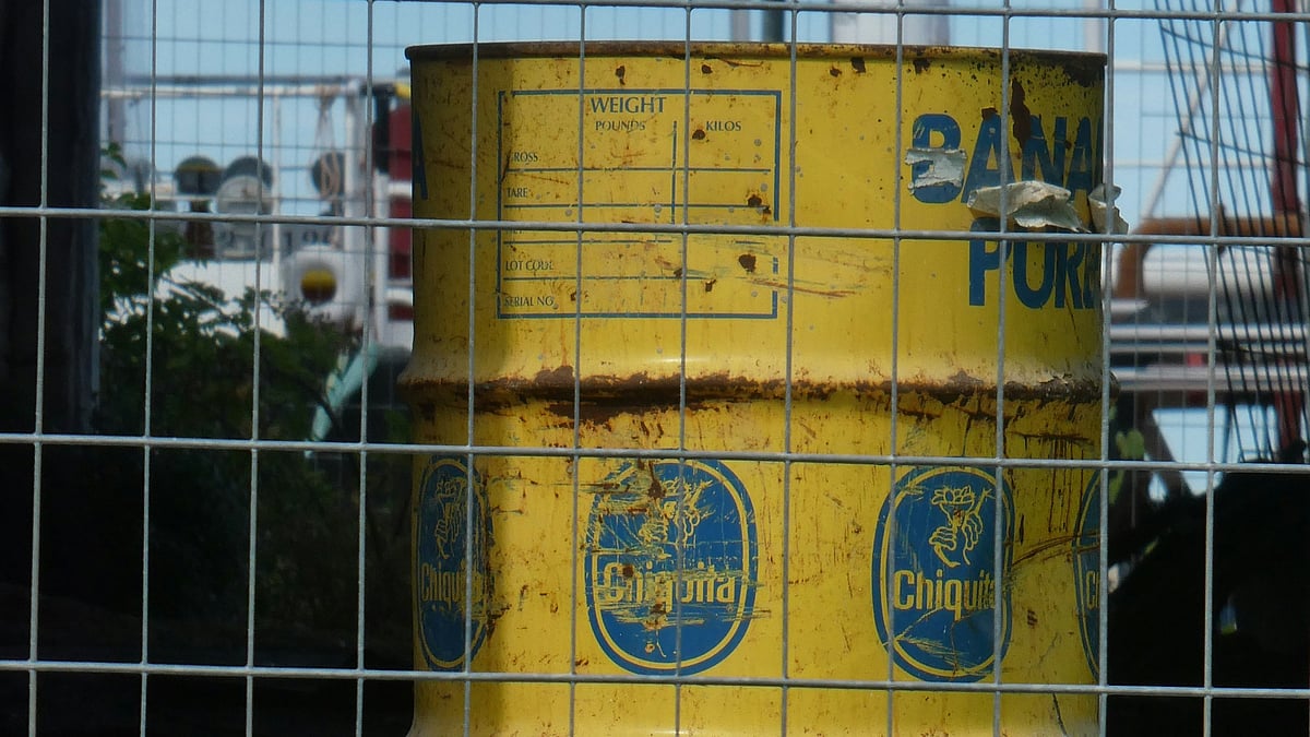 <div class="paragraphs"><p> JPMorgan maintains its official forecasts at $58 Brent in 2026 and $57 in 2027, noting that significant intervention would be needed to prevent a deeper collapse. (Photo: Unsplash)</p></div>