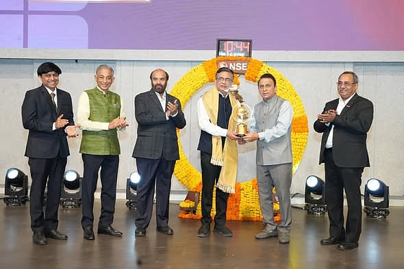 NSE Chief Ashishkumar Chauhan Receives One World One Family Global Leadership Award