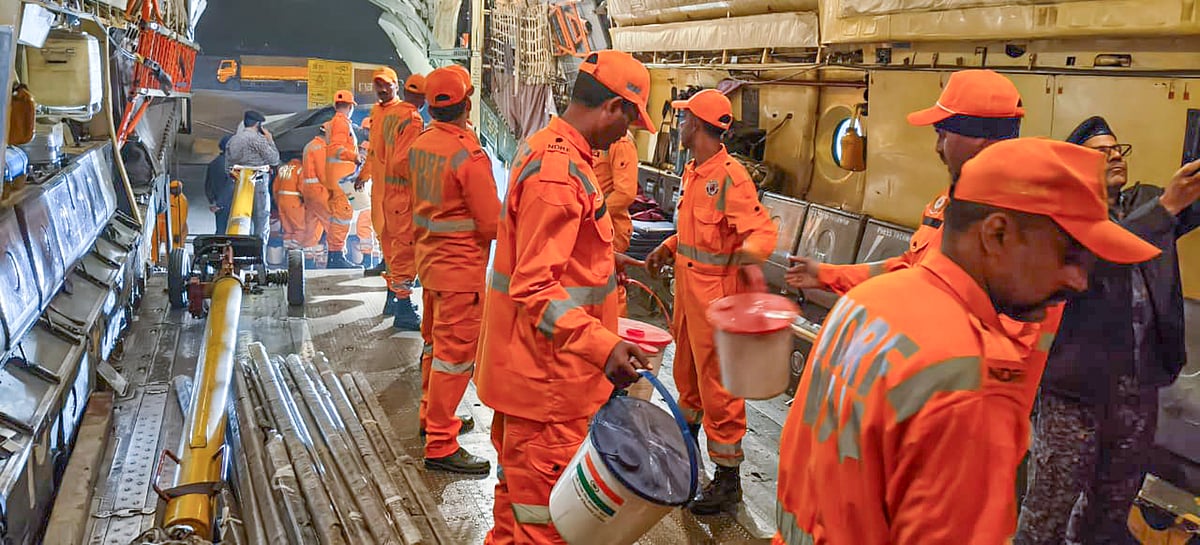 <div class="paragraphs"><p>he Indian Air Force on Saturday delivered 21 tonnes of relief material along with over 80 NDRF personnel. (Photo: PTI)</p></div>