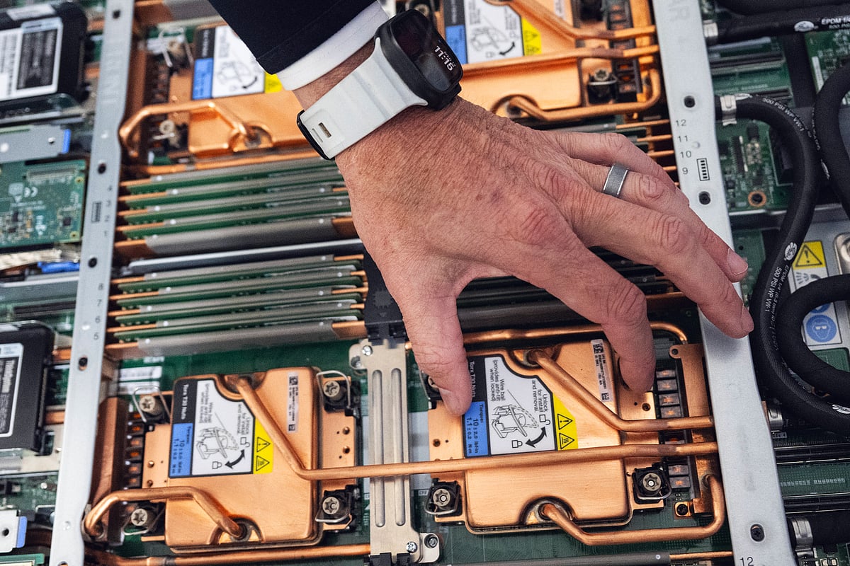 <div class="paragraphs"><p>The commentary lands in a market that had become volatile in recent weeks as investors grew nervous about the impact of tariffs on the economy (Image source: Bloomberg)</p></div>