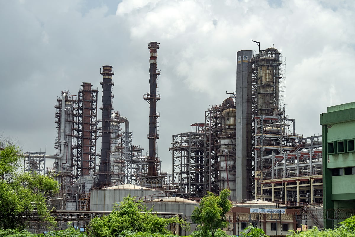 Large Indian Refiners Take Russian Oil As Reliance Avoids Trade