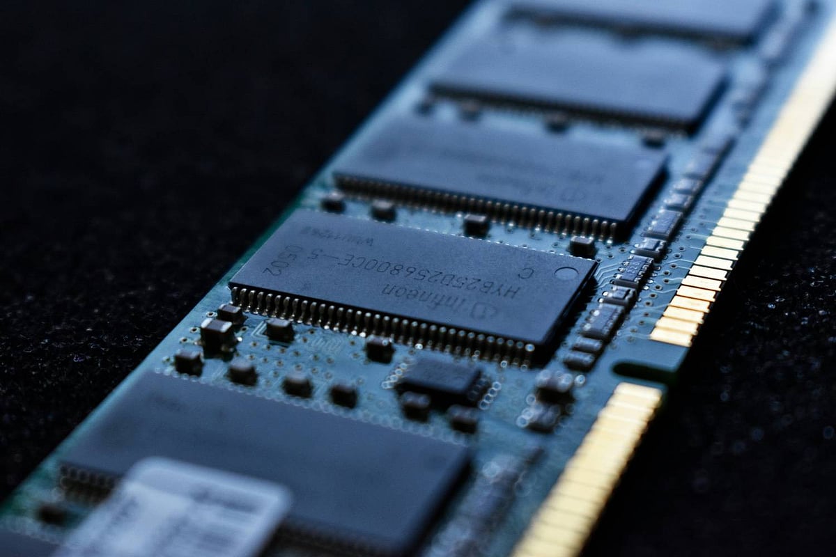 2026 Could Be 'The Year Of RAM Shortage' - Expect 4GB, Not 16GB In Phones