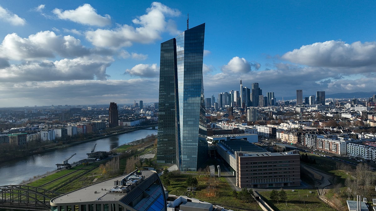 ECB Holds Rates With Growth Firmer And Inflation Near Target