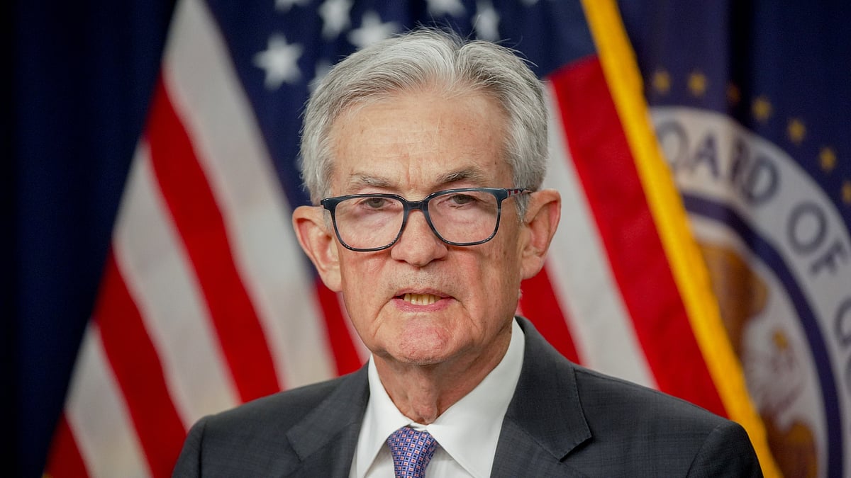 <div class="paragraphs"><p>Trump added that Powell “should resign” and that he’d “love to fire him.”&nbsp;(Image: Bloomberg)</p></div>