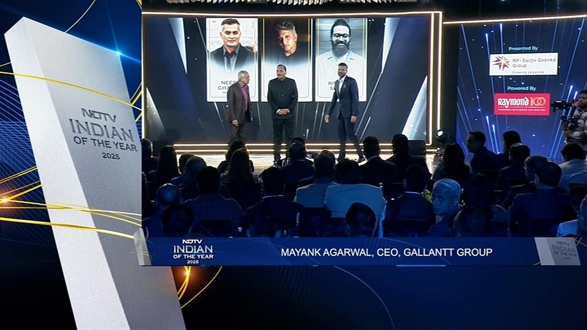 Gallant Felicitates Director: Neeraj Ghaywan's Homebound Impact!