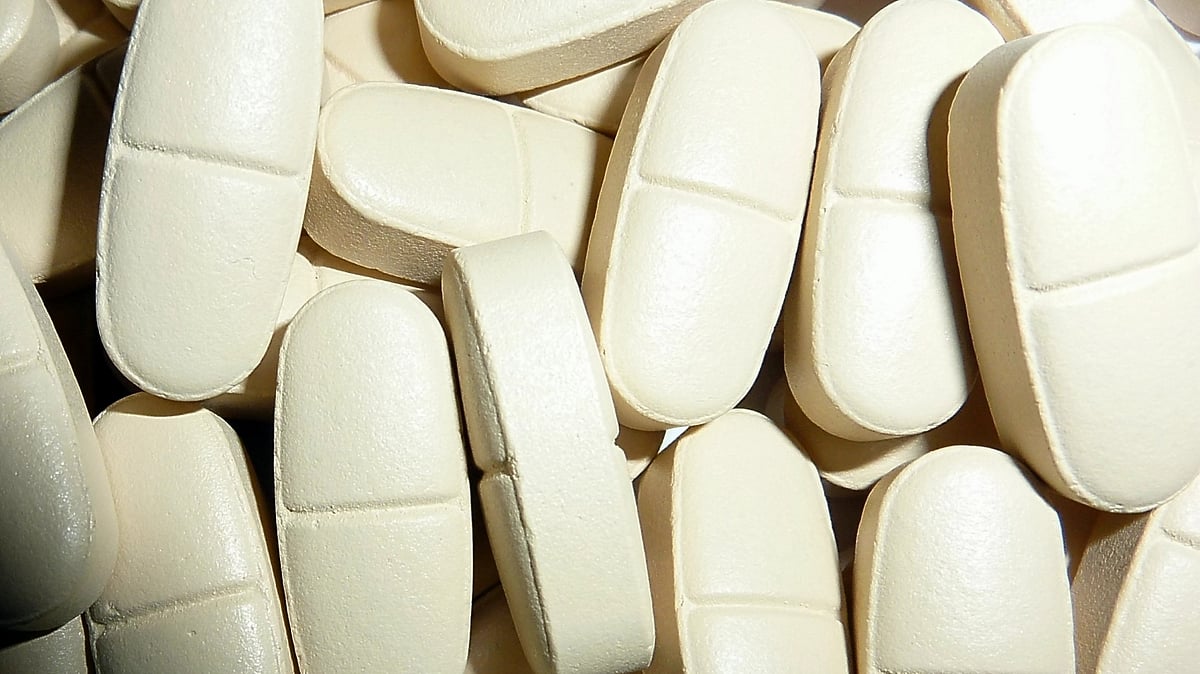 <div class="paragraphs"><p>Close up tablets arranged for photograph. (Source: pxhere)</p></div>