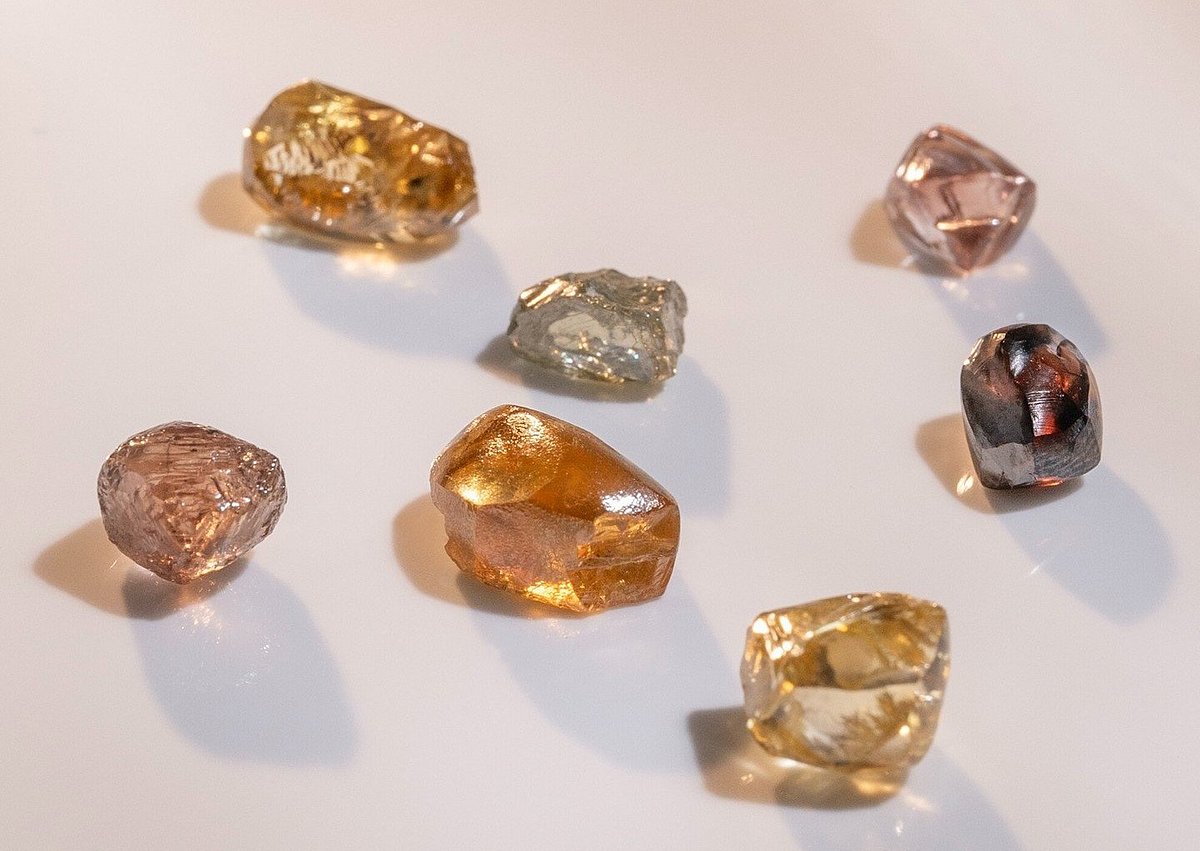 <div class="paragraphs"><p>De Beers is the world’s largest diamond retailer and they are expanding its Forevermark footprint. (Photo: De Beers Group/Instagram)</p></div>