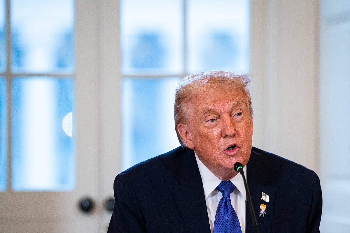 <div class="paragraphs"><p>The executive order Trump signed Saturday is meant to safeguard Venezuelan oil revenue held in US Treasury accounts. (Photographer: Al Drago/Bloomberg)</p></div>