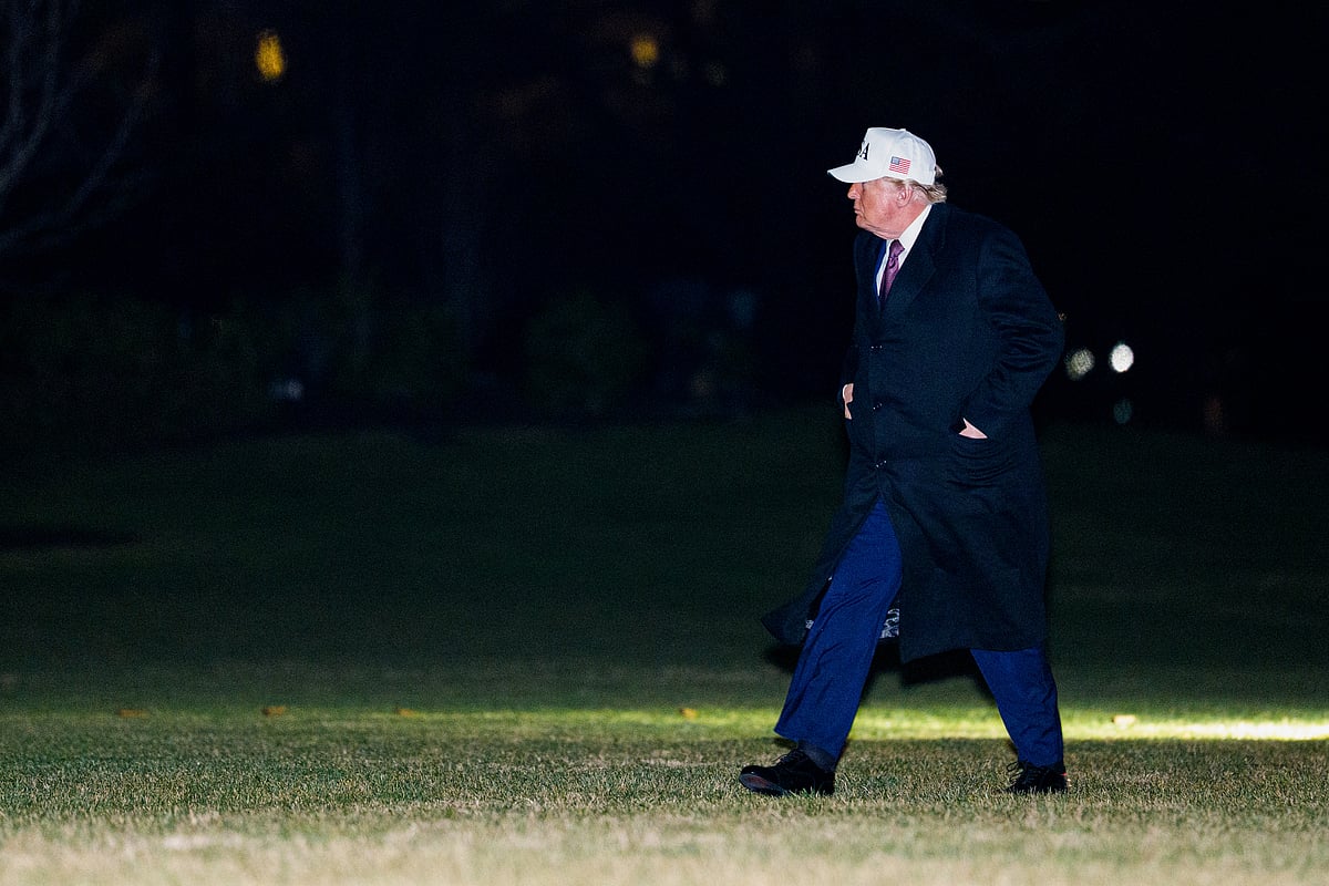 <div class="paragraphs"><p>US President Donald Trump walks on the South Lawn of the White House after arriving on Marine One in Washington, DC, US, on Sunday, Jan. 11, 2026. (Photo source: Bloomberg)</p></div>