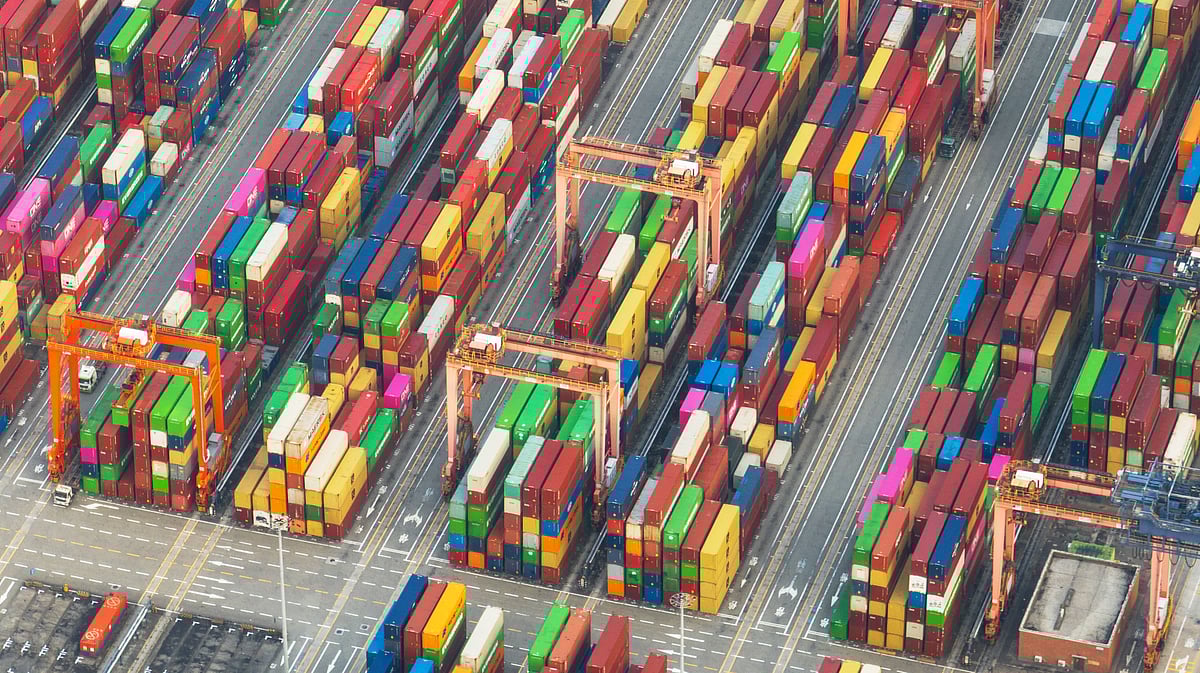 <div class="paragraphs"><p>The US share of China’s total exports fell to a historic low of 11% in 2025. (Source: Bloomberg)</p></div>