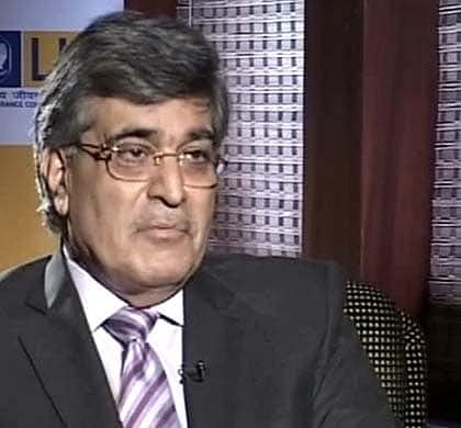 Sports Car designer Ferdinand Alexander Porsche, with a Porsche 911 Carrera