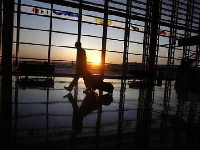 72 per cent of Indian travellers do not know the best time to book travel tickets, a survey found.