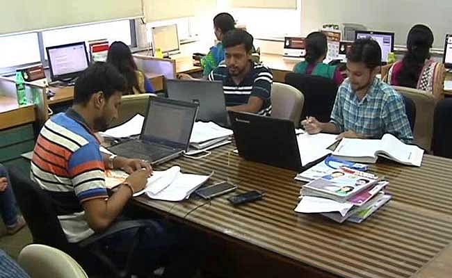 New Scholarships For IIT Students To Promote Innovation