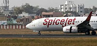 SpiceJet Defaults on Salary Payment for 2nd Time: Report