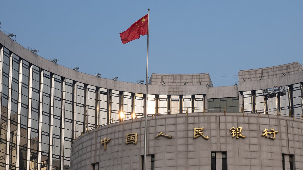 China Paces Yuan Gains to Shield Exporters, Curbing Carry Trade