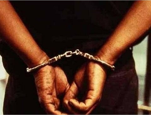 साबजाथावै आखु दिन्थिग्रा सासे सुबुंखौ हमनो हायो