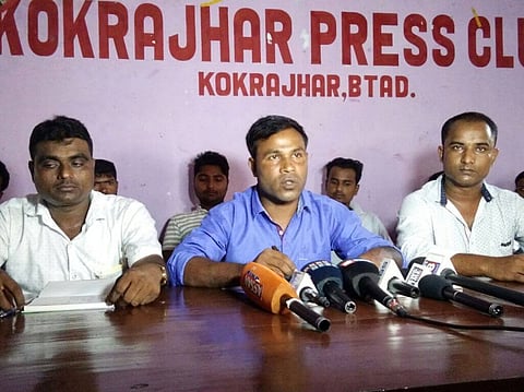 आसामाव ए.बि.एम.एस.इउ.आ गोरोन्थि गोयै एन.आर.ची दाबि खालामदों