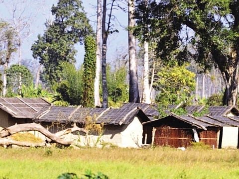 हाग्रा ओनसोलफोरनि सिङाव सिमा बारनानै थानाय सुबुंफोरखौ दासिमबो बोखारबावनो गोनां दं