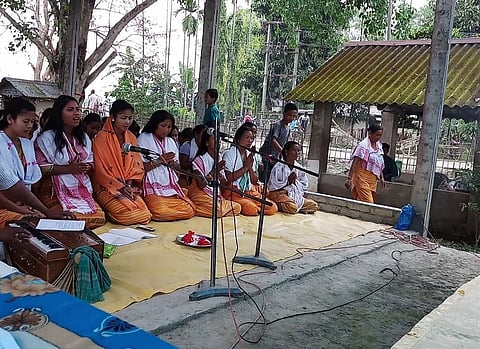 क’कराझाराव माइनाव पुजा फोर्बो फालिदों