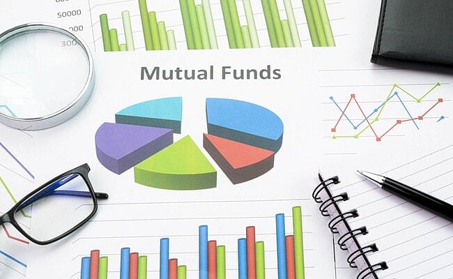 Year Ender 2023:  Mutual Fund इंडस्ट्री पटरी पर लौटा, एसेट बेस नौ लाख करोड़ रुपये बढ़ा