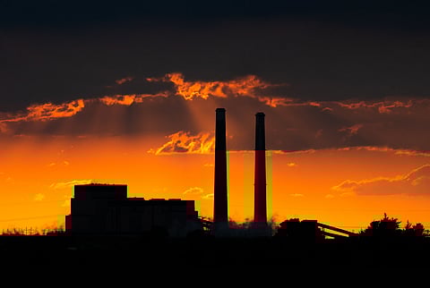 Global CO2 emissions from coal use declined by almost 200 million tonnes from 2018 levels