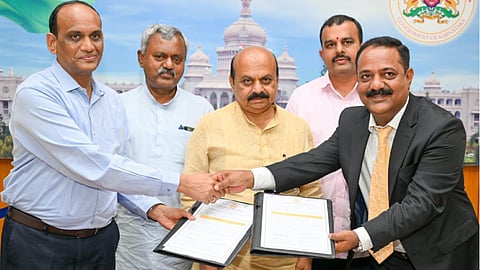  Signing the memorandum of understanding 