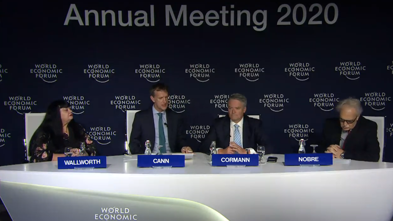  Panellists discuss the Australia wildfires at the WEF in Davos.