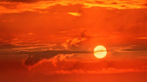  Block out the sun to cool the earth: will it help? 