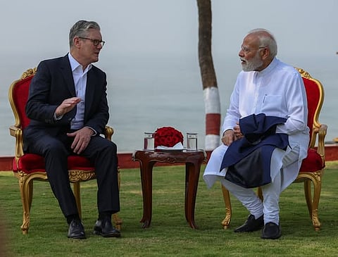 Starmer with Modi at the Raj Bhavan, Mumbai