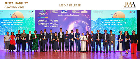 Time to celebrate:

Jewellery & Gem WORLD Hong Kong honours sustainability champions!