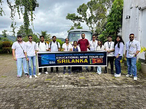 GSI students observe gemstone mining and sorting at Sri Lanka’s Rakwana deposit during field visit.