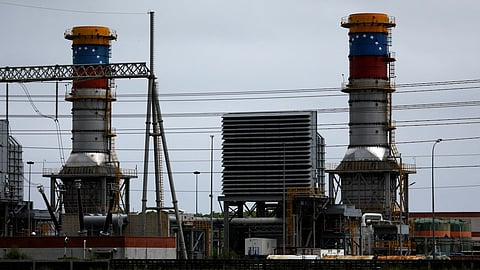 Oil slips on Venezuela supply hopes, volatility to persist