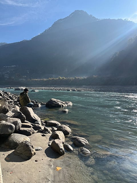 Solitude by the Ganges