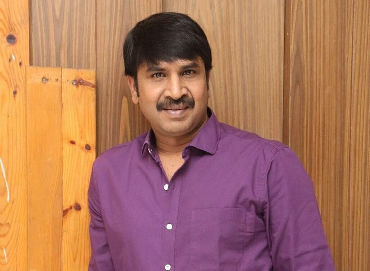 Comedian Srinivas Reddy turns director
