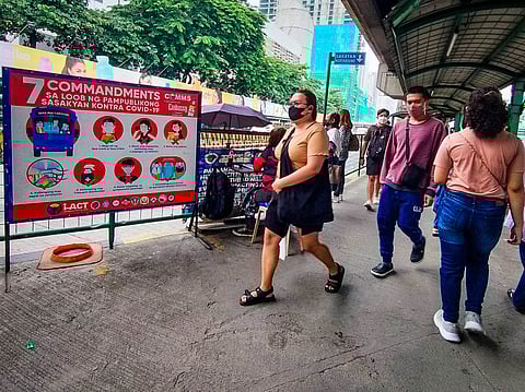 Photo by Yummie Dingding