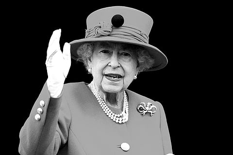 QUEEN ELIZABETH II, PUMANAW NA