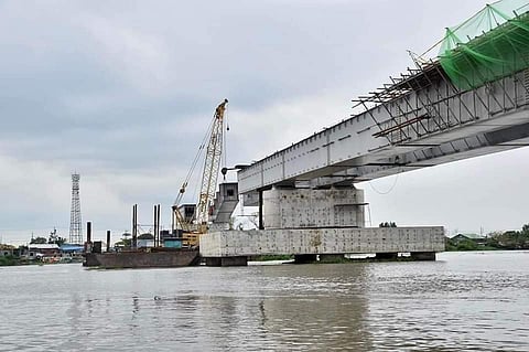 Pampanga bridge now 88% complete