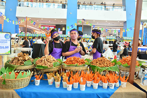 Photograph courtesy of SM
Pinoy street foods favorites: Crablets, chicken skin, calamares, isaw, chicharon bulaklak and a lot more.