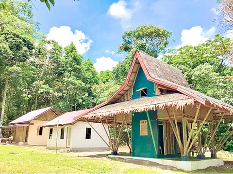 Photograph courtesy of Base Bahay Foundation
Policy makers graced the turnover of Model Homes designed by Base Bahay Foundation for partner Hineleban Foundation as inspiration for future affordable housing projects of LGUs, private developers and contractors.  