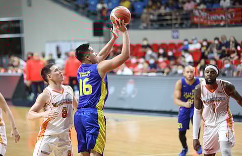 PHOTOGRAPH COURTESY OF PBA
ROGER Pogoy has been displaying his fiery shooting in the ongoing PBA Commissioner’s Cup.