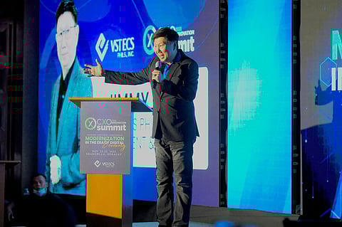 Photograph courtesy of VST ECS Philippines Inc.
Jimmy Go, president and CEO at VST ECS Philippines Inc., delivers a keynote speech during the CXO Innovation Summit 2022 in Shangri-La Boracay in Malay, Aklan, inculcating the key role of information technology for businesses to penetrate present and future economic challenges. 