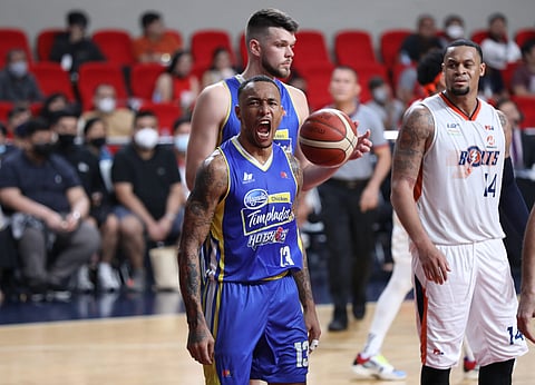 PHOTOGRAPH COURTESY OF PBA
CALVIN Abueva and the Magnolia Hotshots book a 108-96 win over the Meralco Bolts to move closer to the twice-to-beat incentive in the quarterfinals of the PBA Commissioner’s Cup.