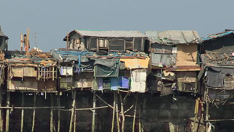 Informal settlers’ inclusion in housing projects sought