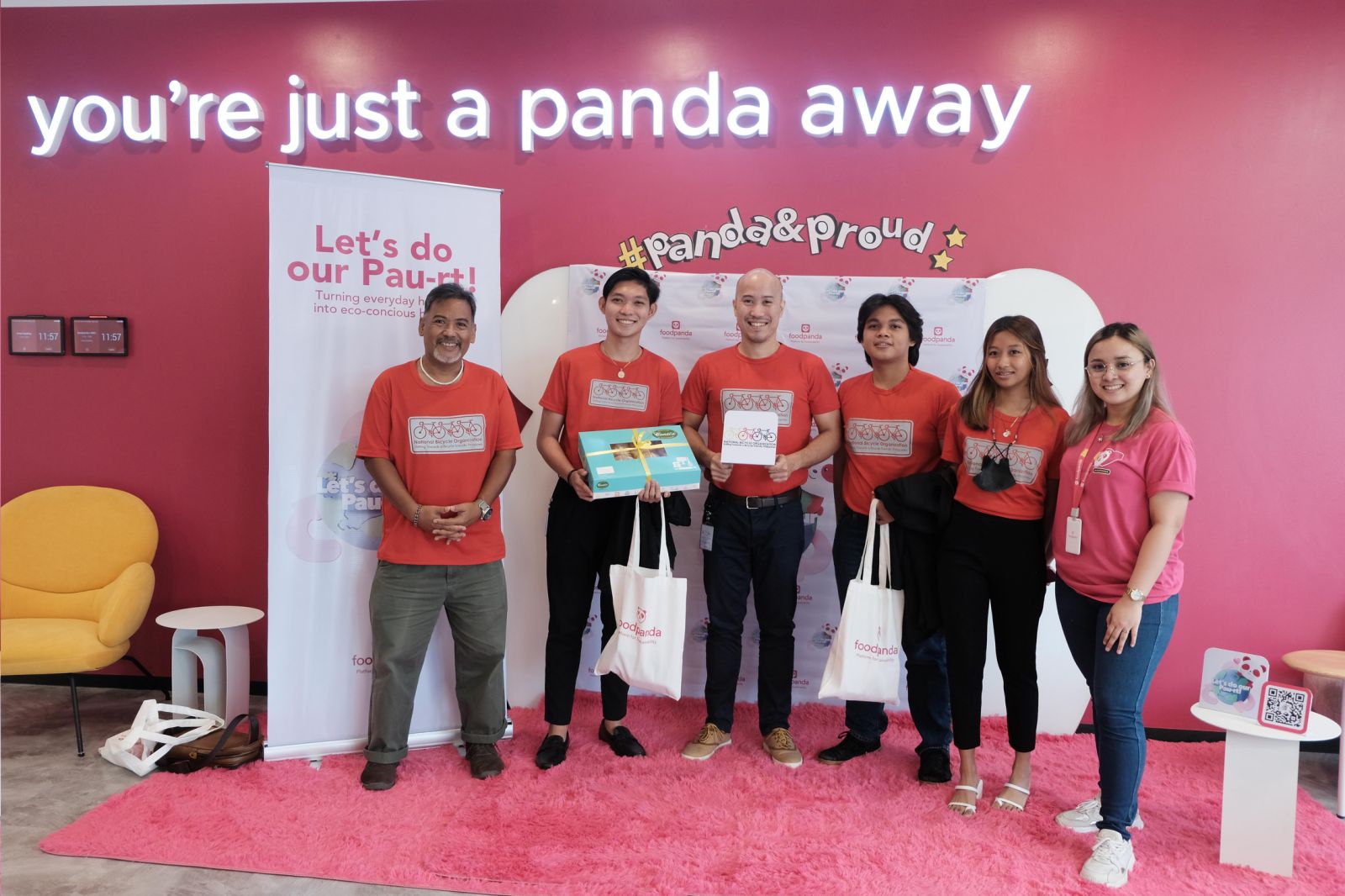 foodpanda Philippines Public Affairs and Sustainability Manager Rose Romero; foodpanda Philippines CSR & Sustainability Specialist Jackie Diola;  foodpanda Philippines Public Relations Head Jerome Mangahas; foodpanda Philippines Senior Head of Logistics Snehasis Despande; foodpanda Philippines Managing Director Daniel Marogy; National Bicycle Organization (NBO) Founder/Director Benedict Camara; NBO Bike Lessons Head Rizalyn Abejero; NBO Push Bike Racing Race director Mark Eduardson Nunez; NBO Volunteer Instructor Jun Reynales; NBO Volunteer Instructor Polo Mendoza) | photograph courtesy of foodpanda