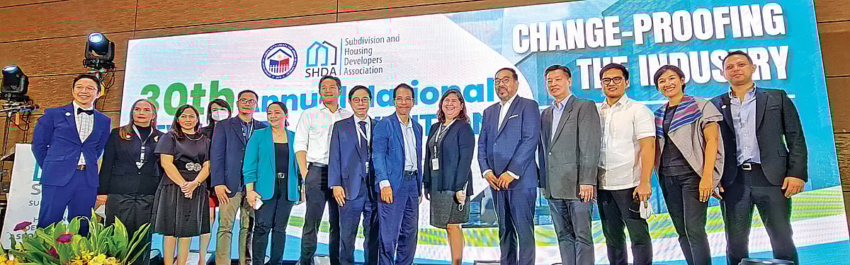 (From left) SHDA Auditor Rene Ledesma Jr.; SHDA President for Northern Mindanao Vivian Vestil; SHDA Corporate Secretary Atty. Marianne Reyna Cruz; SHDA Asst. Corporate Secretary Gena Valerie Chua; DHSUD Director for Public Assistance Mario Mallari; Director for Environmental, Land Use and Urban Planning Mylene Rivera; USEC Samuel “Sammy” Young; SHDA Chairman of the Board George Siy; DHSUD Secretary Jose Rizalino “Jerry” Acuzar; SHDA National President May Rodriguez; DHSUD USec Roberto Juanchito Dispo; USec Henry Yap; USec Atty. Avelino Tolentino III; SHDA Governor Clarissa De Joya; SHDA Chief Marketing Officer Steven Tambunting.