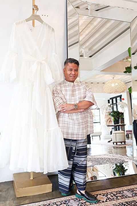 PHOTOGRAPH BY DIANNE BACELONIA FOR THE DAILY TRIBUNE
DESIGNER Puey Quiñones.