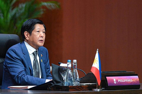 Coercive moves in SCS hit