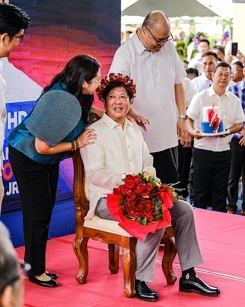 Wreathed in smiles At the commemoration of his father’s 106th birth anniversary on 11 September in Batac, Ilocos Norte, President Ferdinand Marcos Jr., who honored his father the ‘icon of Ilocos’ tag, also received advanced greetings for his birthday two days hence. | Ryan Baldemor/PPA POOL 