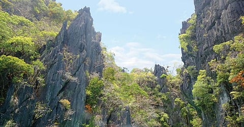 Condé Nast hails Phl islands  as world’s top destinations