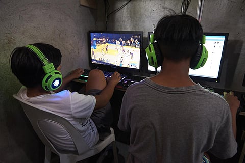 Digital ground rules are changing: Some 71.1 percent of parents in the Philippines expect to change their rules for their child’s Internet use as their child gets older. (PHOTOGRAPH COURTESY OF UNICEF Philippines / Shehzad Noorani, 2019
)